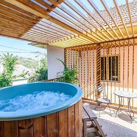 Lagom - Hot Tub Hideout Brasov Exterior photo